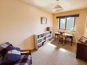 Bedroom - click for photo gallery